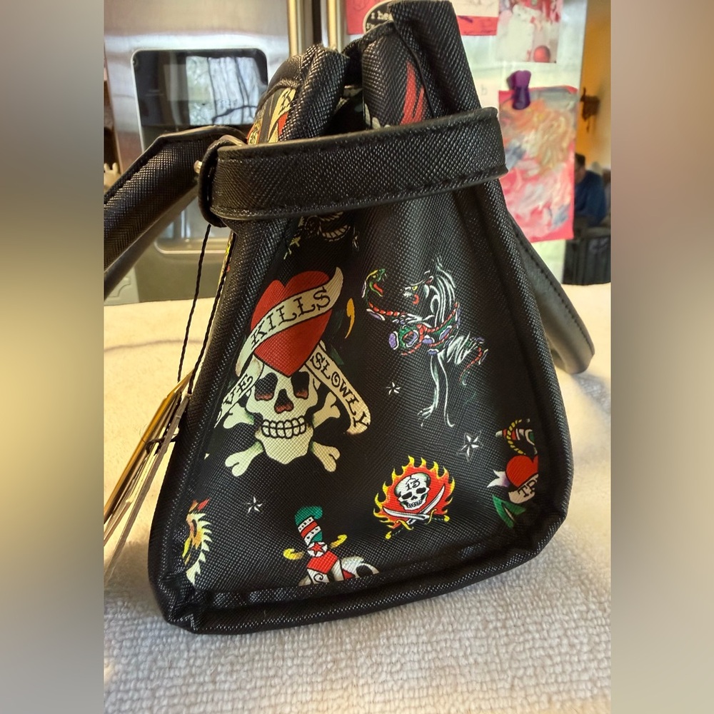 π₯ ED HARDY Tattoo-Print Tote with Colorful Motifs. NWT - Picture 2 of 6